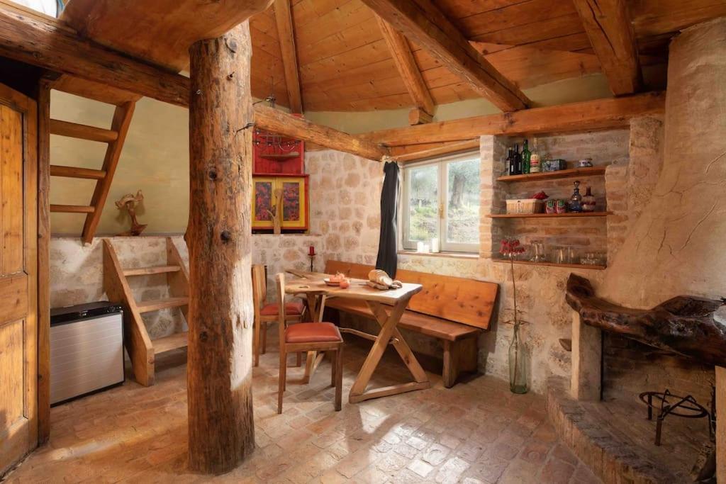 파라모나스 Margaritis'S Treehouse 빌라 외부 사진